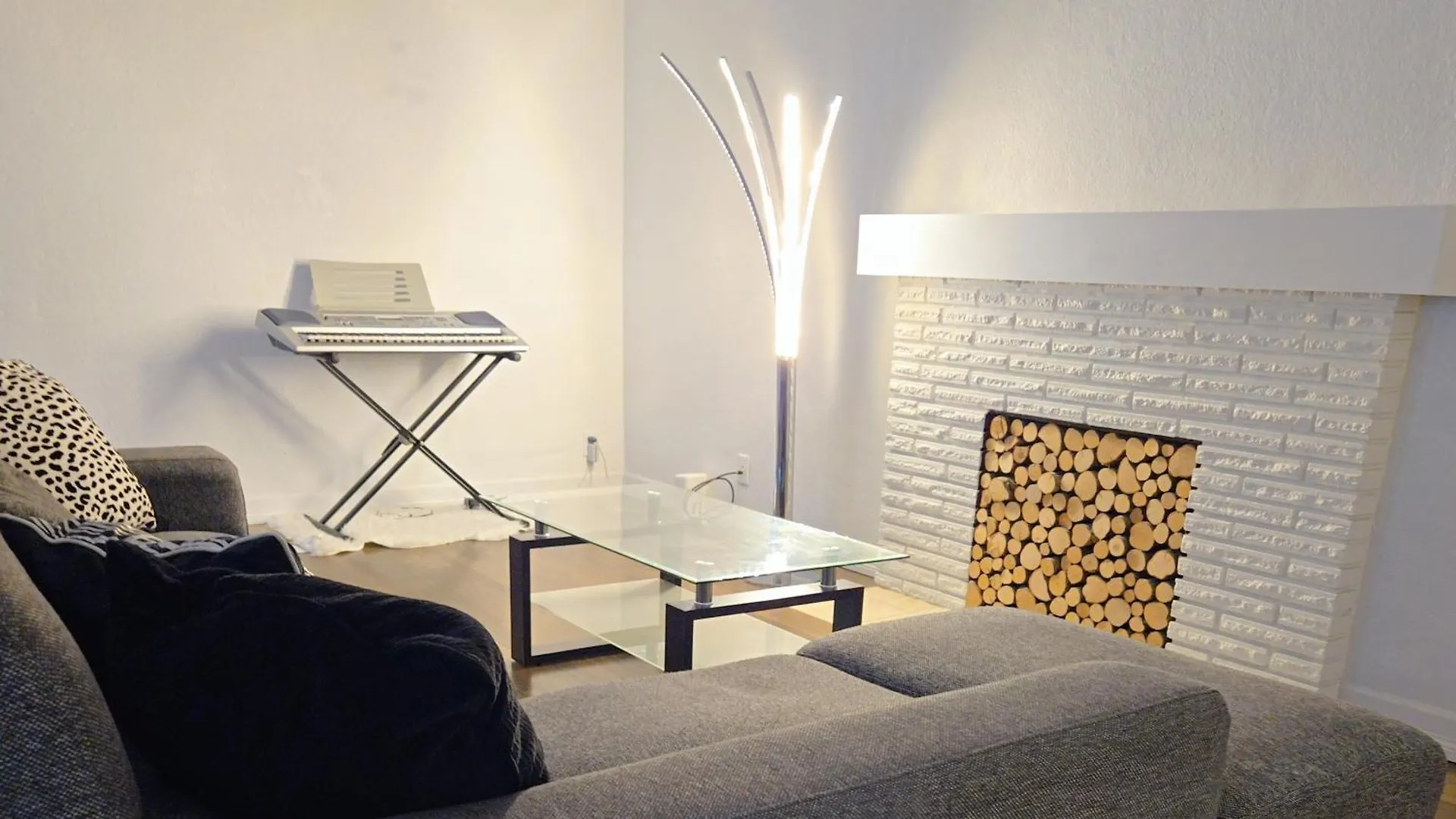 Alloggio in famiglia Comfy Stylish Room In The Heart Of Vancouver- Private Parking, Self Check-In & Just 4 Mins To Metrotown!